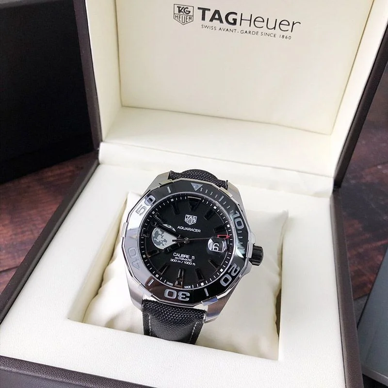 世界中で大人気♪タグホイヤー アクアレーサー コピー 直径 43MM WAY201J.FC6370